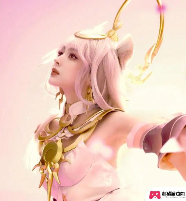 明星张予熙cosplay杨玉环，网友惊叹其顶级建模脸庞